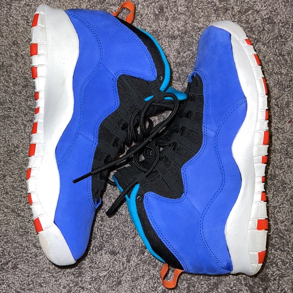 Jordan 10 Retro Size 9 Worth $250 Selling For $150 Non- negotiation able. - Picture 2 of 4